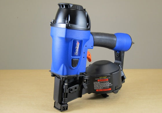 NailPro® NPCN-950S
15° Wire Coil Roofing Air Nailer