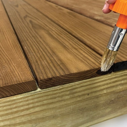 Wiseseal Water-Based End Grain Sealer.  Protects against cut end checking, cracking, and swelling.  16 oz with application brush.